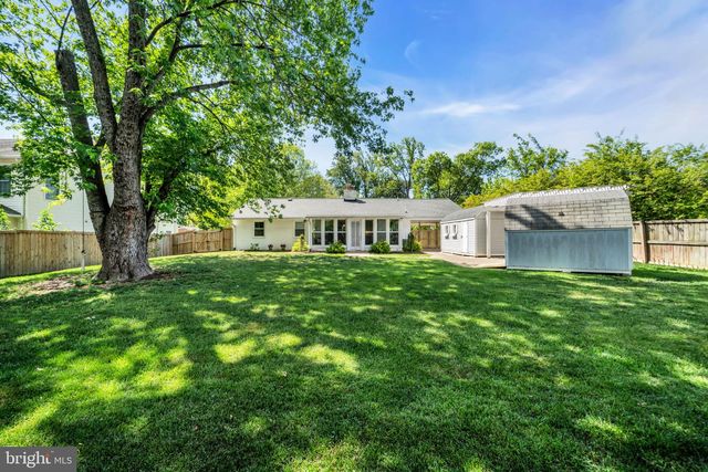 7418 BLACKFORD ST, Springfield, VA 22151