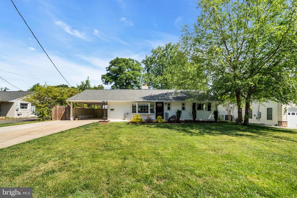 7418 BLACKFORD ST, Springfield, VA 22151