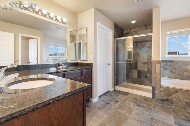 1124 Hallamwood Drive, Colorado Springs, CO 80911