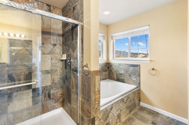 1124 Hallamwood Drive, Colorado Springs, CO 80911