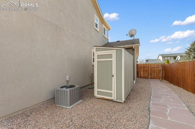 1124 Hallamwood Drive, Colorado Springs, CO 80911