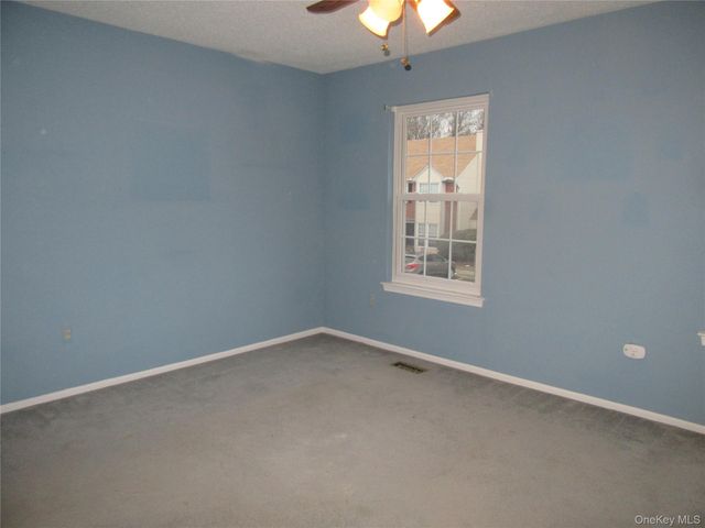 56 Yorkshire Terrace, Washingtonville, NY 10992