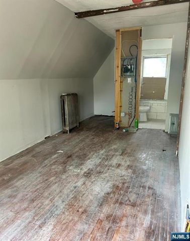 491 Norwood Street, East Orange, NJ 07018