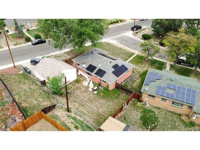 9441 Cedar Ct, Thornton, CO 80229