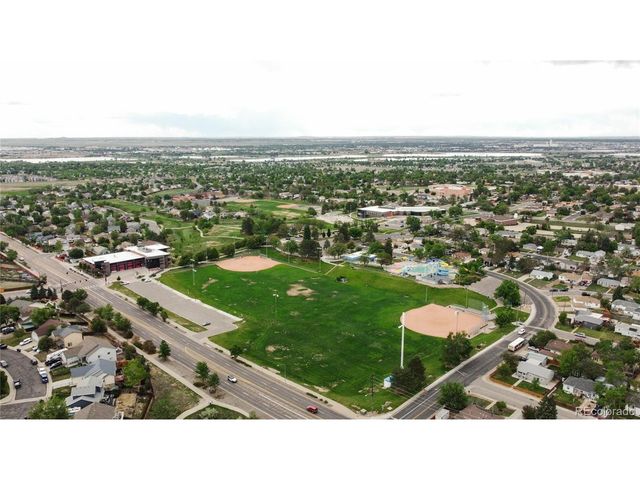 9441 Cedar Ct, Thornton, CO 80229