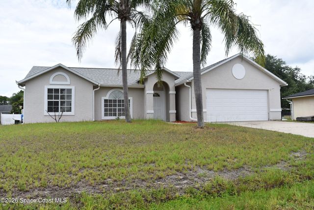 474 Tuloma Avenue SW, Palm Bay, FL 32908