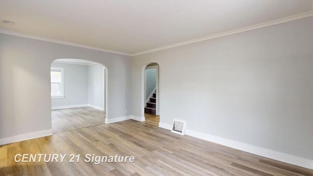 1622 maine Street, Saginaw, MI 48602