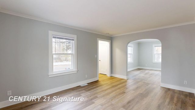 1622 maine Street, Saginaw, MI 48602