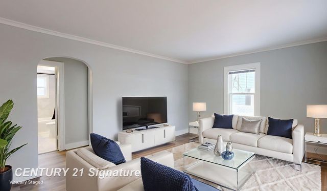 1622 maine Street, Saginaw, MI 48602