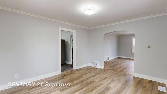 1622 maine Street, Saginaw, MI 48602