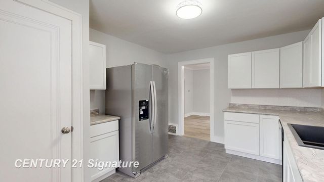 1622 maine Street, Saginaw, MI 48602