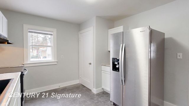 1622 maine Street, Saginaw, MI 48602