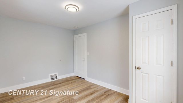 1622 maine Street, Saginaw, MI 48602