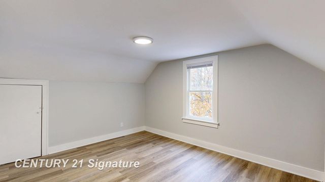 1622 maine Street, Saginaw, MI 48602