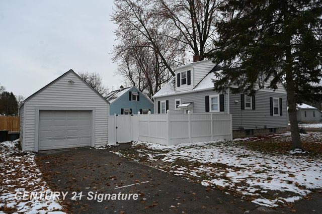 1622 maine Street, Saginaw, MI 48602