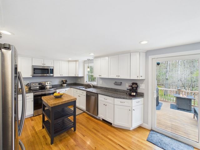 9 Black Brook Road, Easton, MA 02375