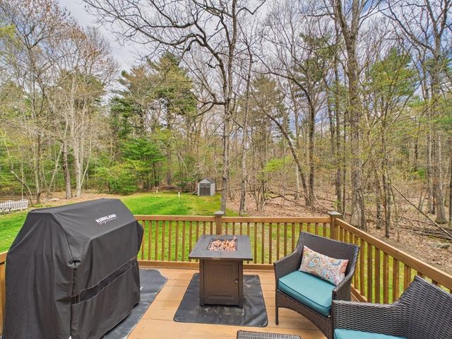 9 Black Brook Road, Easton, MA 02375