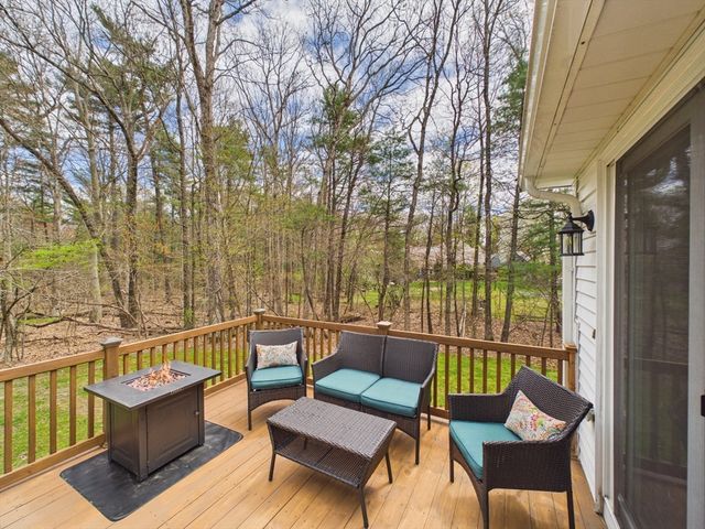 9 Black Brook Road, Easton, MA 02375