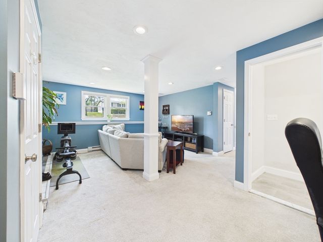9 Black Brook Road, Easton, MA 02375