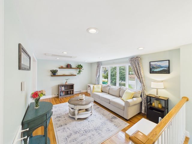 9 Black Brook Road, Easton, MA 02375
