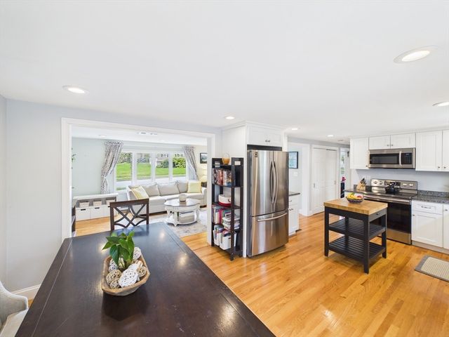 9 Black Brook Road, Easton, MA 02375