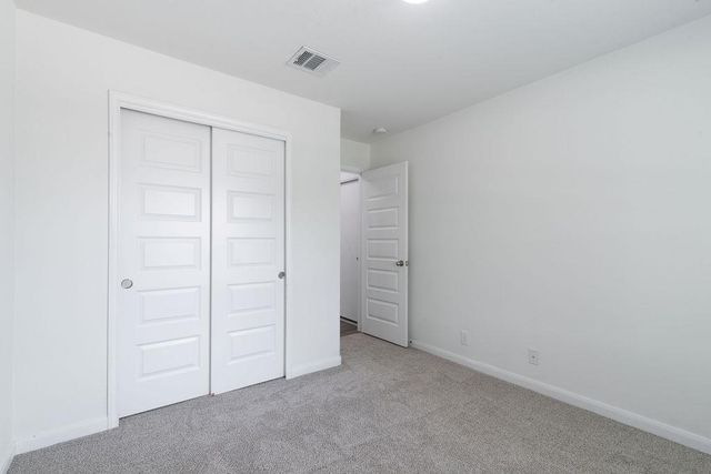 112 Hawkins CT, Hutto, TX 78634