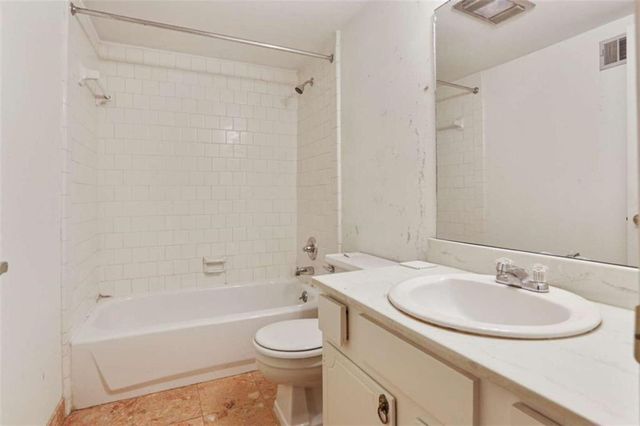 158 Maribeau Square, Atlanta, GA 30327