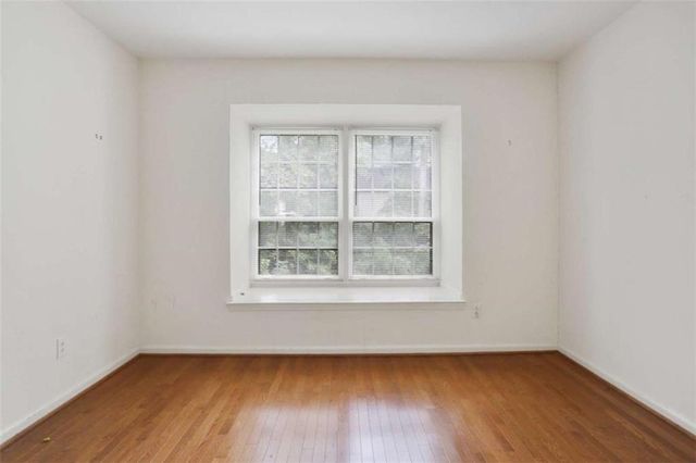 158 Maribeau Square, Atlanta, GA 30327