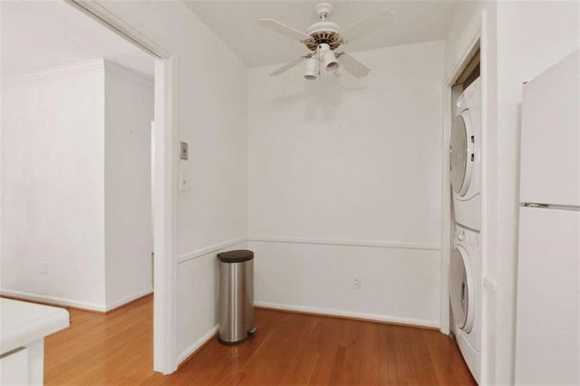 158 Maribeau Square, Atlanta, GA 30327