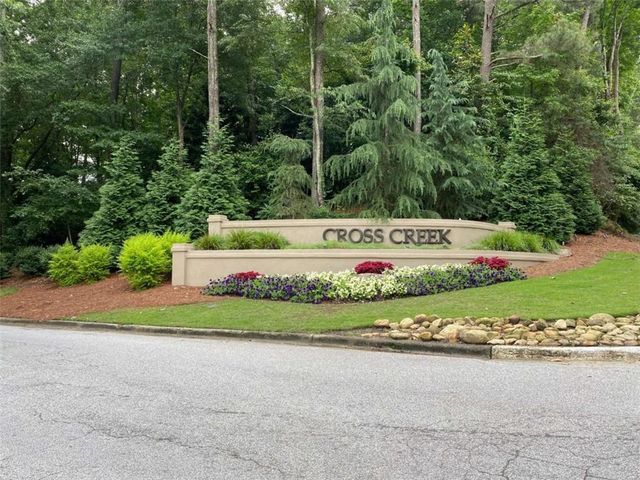 158 Maribeau Square, Atlanta, GA 30327