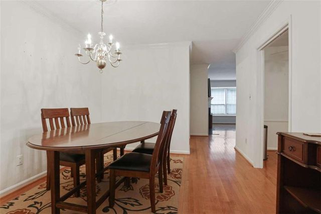 158 Maribeau Square, Atlanta, GA 30327