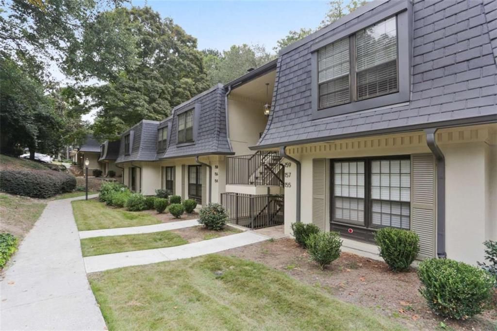 158 Maribeau Square, Atlanta, GA 30327