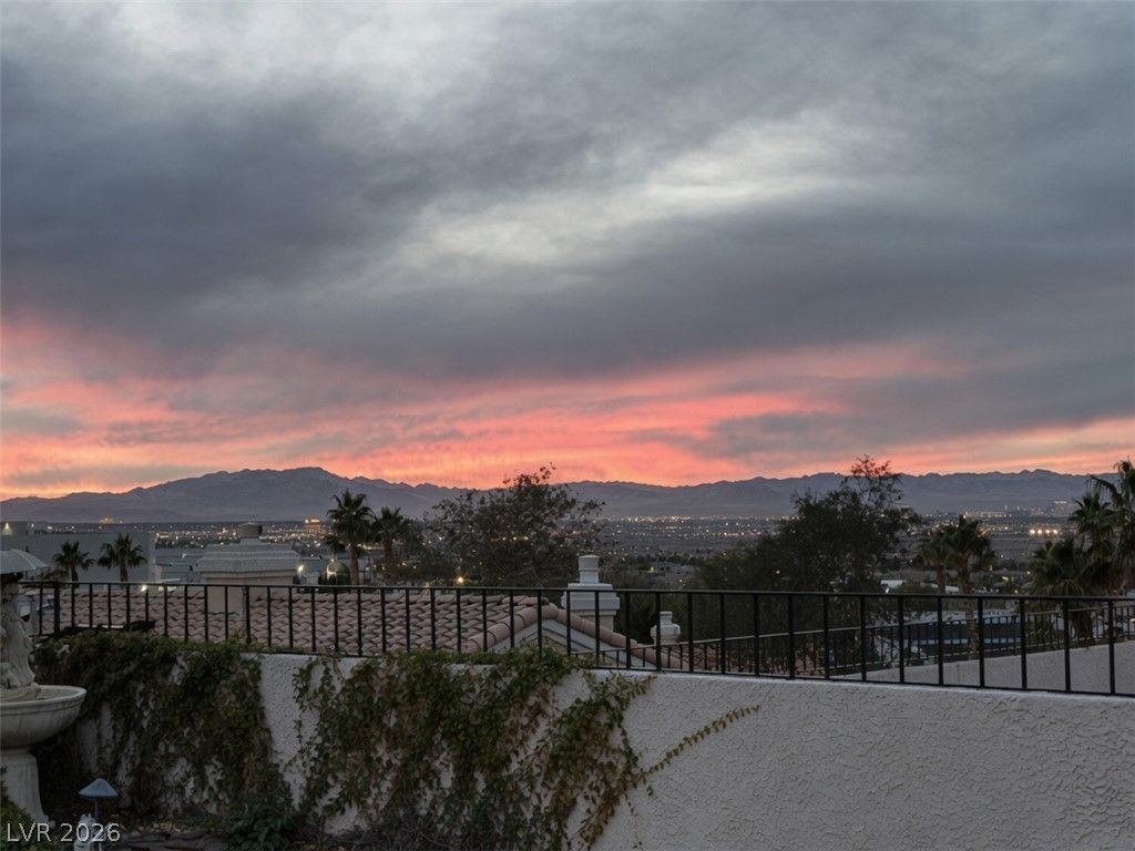 1020 Geranium Drive, Henderson, NV 89011 — photo 5