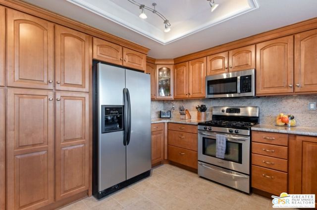 6 Palomas Drive, Rancho Mirage, CA 92270