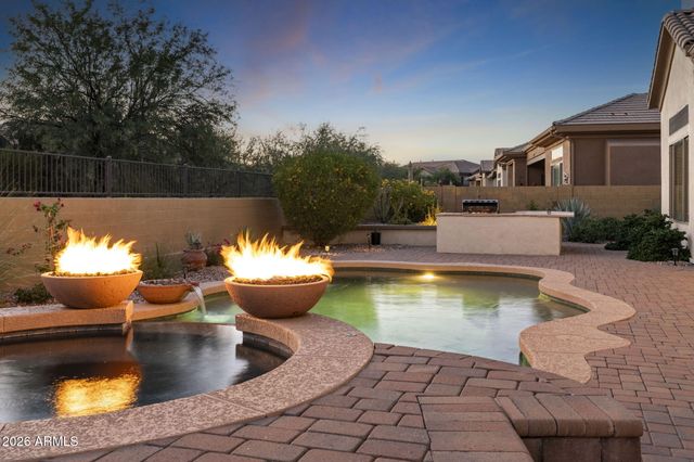 40704 N CLUB POINTE Drive, Anthem, AZ 85086
