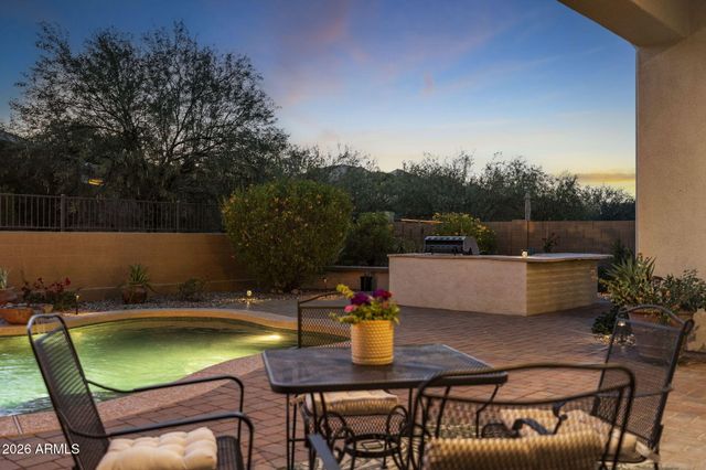 40704 N CLUB POINTE Drive, Anthem, AZ 85086