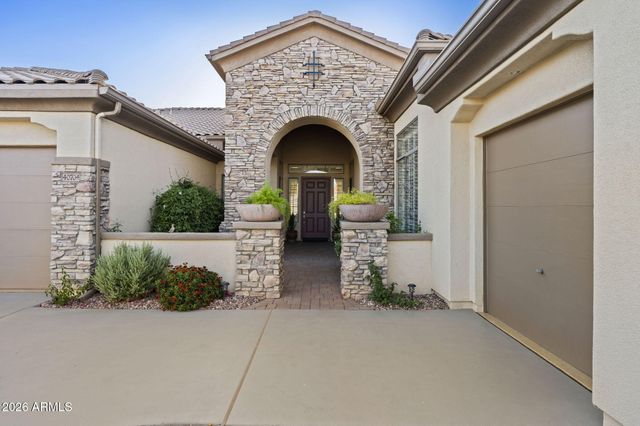 40704 N CLUB POINTE Drive, Anthem, AZ 85086