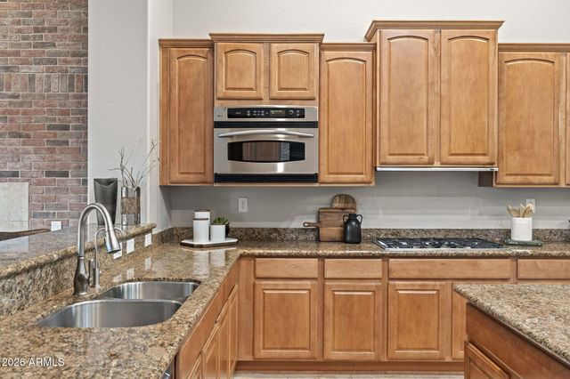 40704 N CLUB POINTE Drive, Anthem, AZ 85086