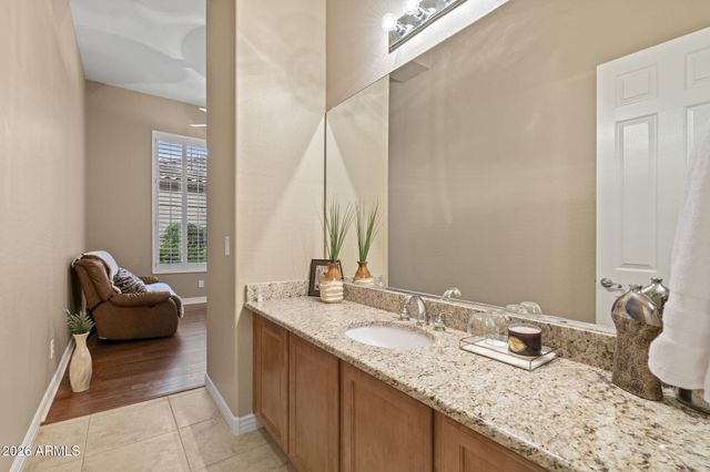 40704 N CLUB POINTE Drive, Anthem, AZ 85086