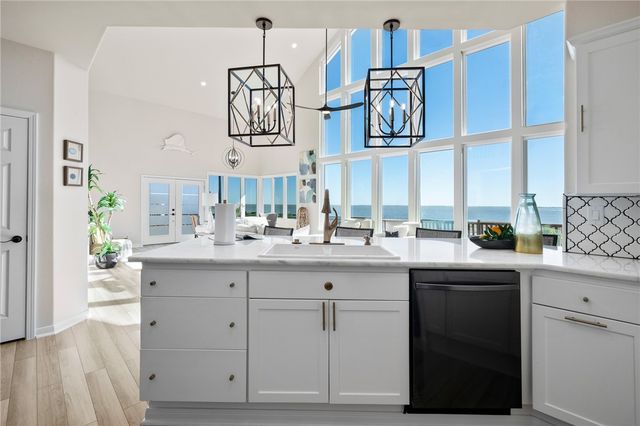 605 & 607 Copano Bay Dr, Bayside, TX 78340