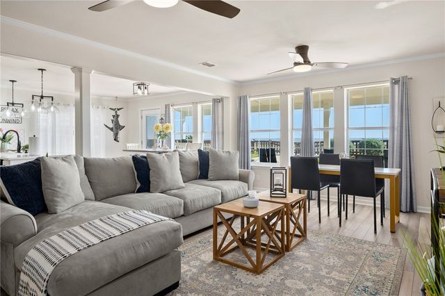 605 & 607 Copano Bay Dr, Bayside, TX 78340