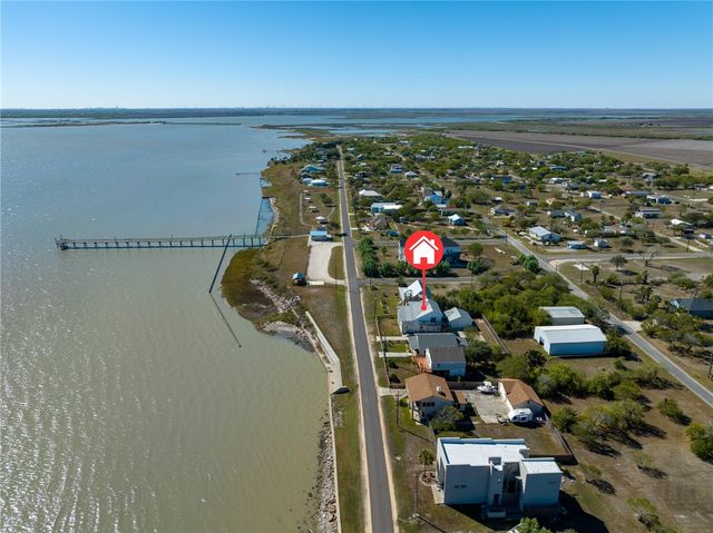 605 & 607 Copano Bay Dr, Bayside, TX 78340