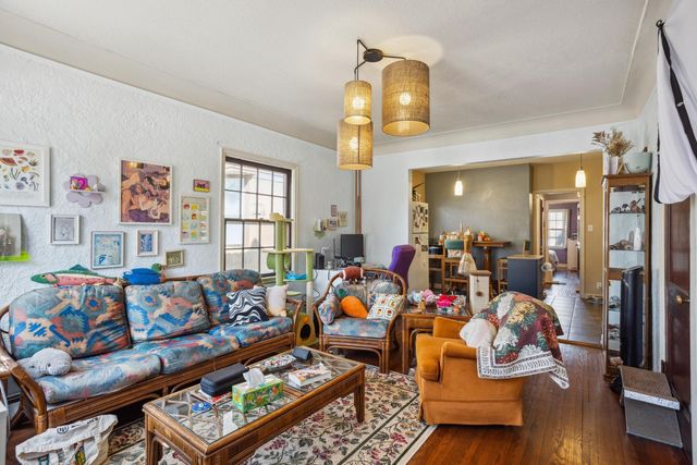 3025 Park Avenue, Minneapolis, MN 55407