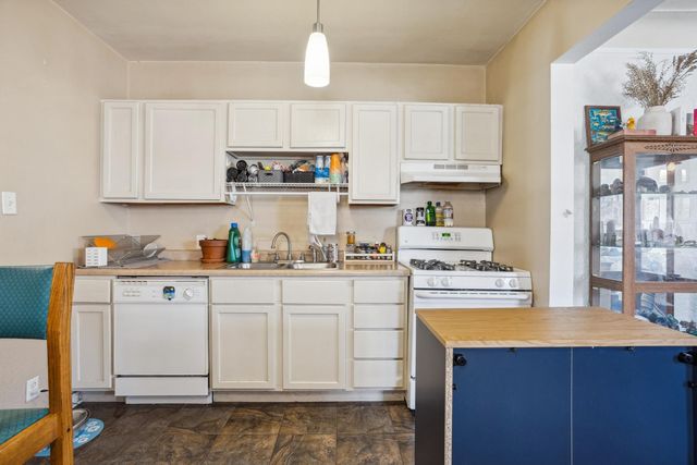 3025 Park Avenue, Minneapolis, MN 55407