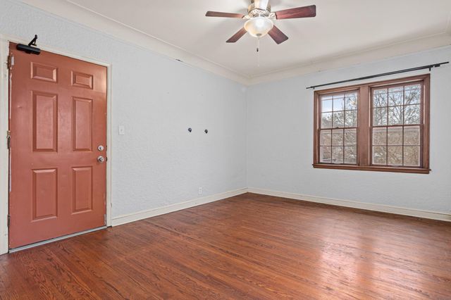 3025 Park Avenue, Minneapolis, MN 55407