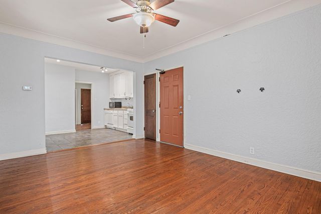 3025 Park Avenue, Minneapolis, MN 55407