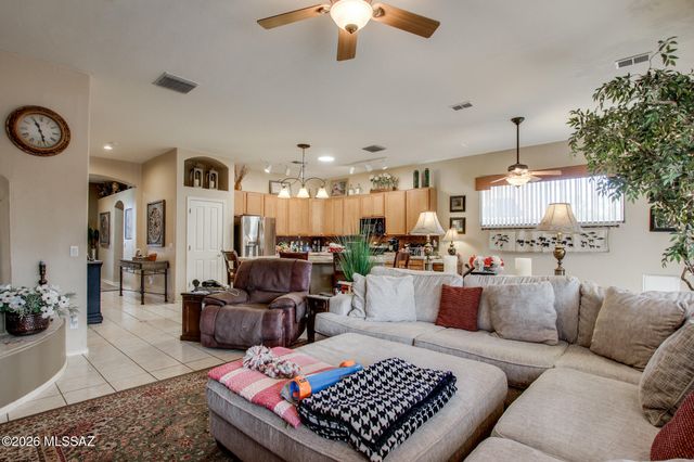 16225 S Sheffield Drive, Vail, AZ 85641
