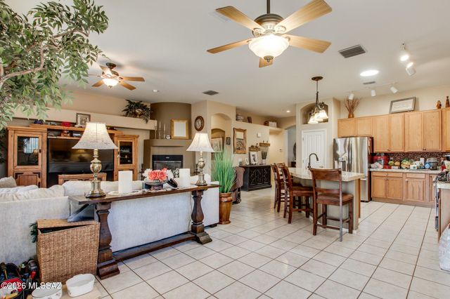 16225 S Sheffield Drive, Vail, AZ 85641