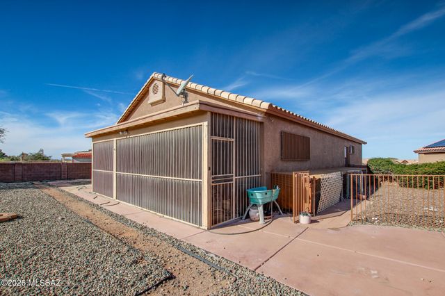 16225 S Sheffield Drive, Vail, AZ 85641