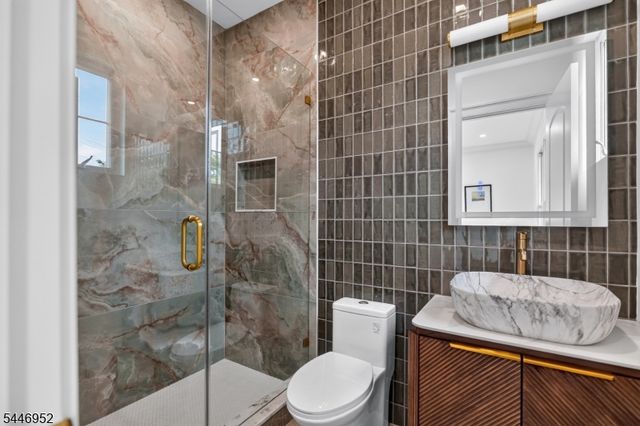 1 Noe Ave, Madison Boro, NJ 07940